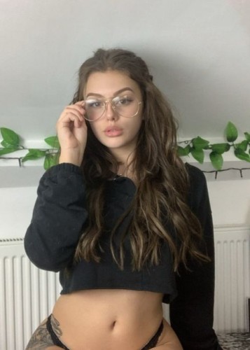 Вика, Г. Алексин